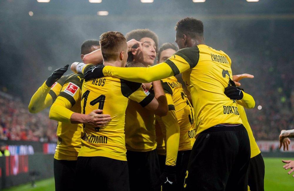  多特蒙德客场逆转取胜延续德甲争冠悬念  