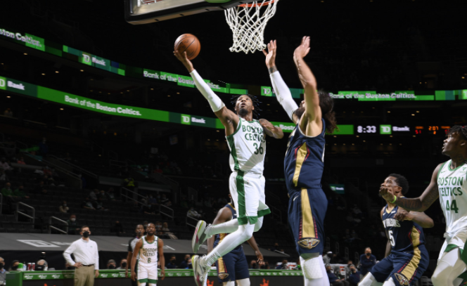  锡安暴力美学扣篮引领鹈鹕力挫魔术止颓势